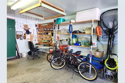 227 Lakeland Dr, Lakeside, OR 97449 - Photo 15