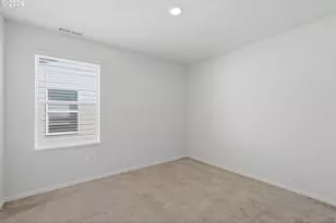 861 N 19th Ave, Cornelius, OR 97113 - Photo 17