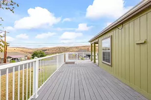 299 4th St, Maupin, OR 97037 - Photo 3