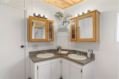 42113 NW 36th Ave, Woodland, WA 98674 - Photo 31