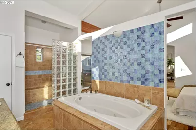 2704 Orchard Hill Ln, Lake Oswego, OR 97035 - Photo 25