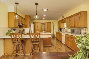492 N Larch Ave, Stayton, OR 97383 - Photo 9