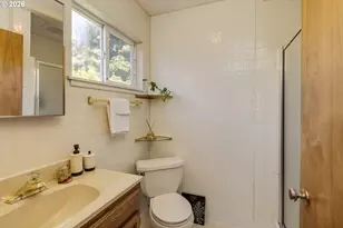 492 N Larch Ave, Stayton, OR 97383 - Photo 15