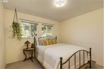 492 N Larch Ave, Stayton, OR 97383 - Photo 17