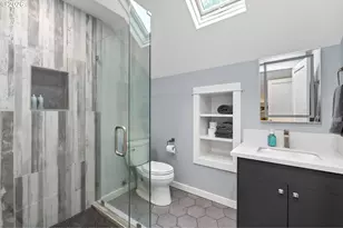 3666 SE Bybee Blvd, Portland, OR 97202 - Photo 17