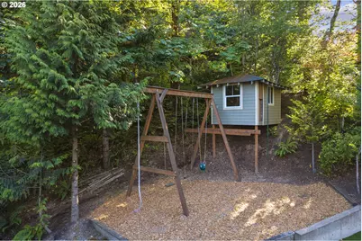 1048 NW Eloise Ln, Portland, OR 97229 - Photo 47