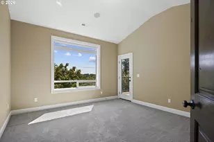 1048 NW Eloise Ln, Portland, OR 97229 - Photo 27