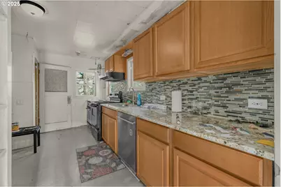 2735 Summer St SE, Salem, OR 97302 - Photo 9