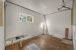 2735 Summer St SE, Salem, OR 97302 - Photo 7