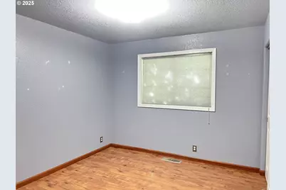 790 W Division Ave, Hermiston, OR 97838 - Photo 9