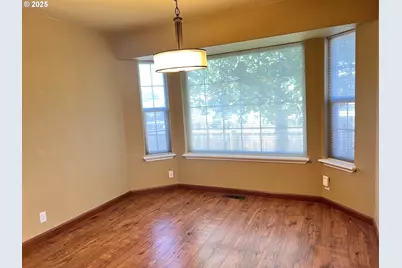 790 W Division Ave, Hermiston, OR 97838 - Photo 5