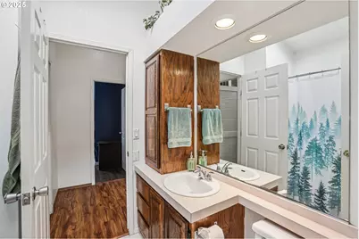 914 James St, Independence, OR 97351 - Photo 31