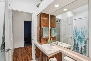 914 James St, Independence, OR 97351 - Photo 31