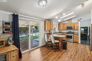 914 James St, Independence, OR 97351 - Photo 19