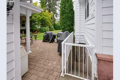 809 NE Evans St, McMinnville, OR 97128 - Photo 33
