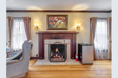 809 NE Evans St, McMinnville, OR 97128 - Photo 17