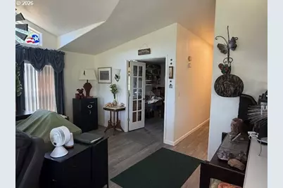 42255 Ames Creek Rd, Sweet Home, OR 97386 - Photo 21