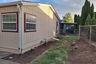 1111 SE 3rd Ave, Canby, OR 97013 - Photo 21