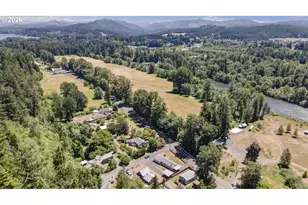 42705 N River Dr, Sweet Home, OR 97386 - Photo 27