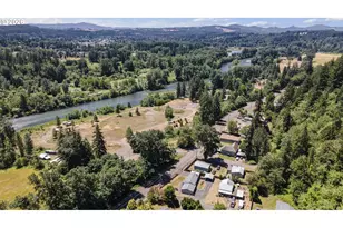 42705 N River Dr, Sweet Home, OR 97386 - Photo 31