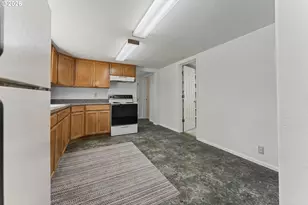 42705 N River Dr, Sweet Home, OR 97386 - Photo 9