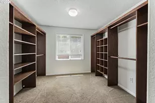 42705 N River Dr, Sweet Home, OR 97386 - Photo 15