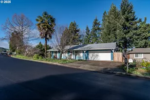 2020 Del Mar Dr, Roseburg, OR 97471 - Photo 33