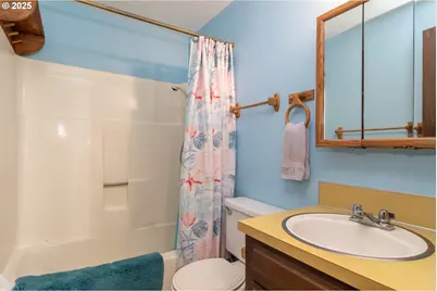 2020 Del Mar Dr, Roseburg, OR 97471 - Photo 19