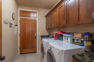 762 Southridge Wy, Roseburg, OR 97470 - Photo 25