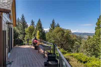 762 Southridge Way, Roseburg, OR 97470 - Photo 35