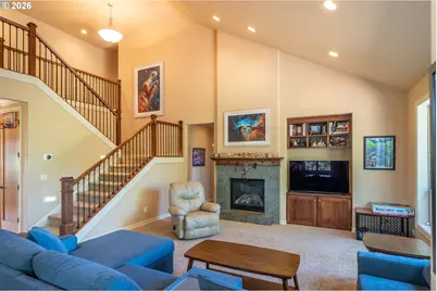 762 Southridge Way, Roseburg, OR 97470 - Photo 11