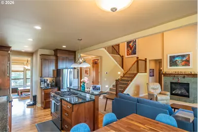 762 Southridge Way, Roseburg, OR 97470 - Photo 17