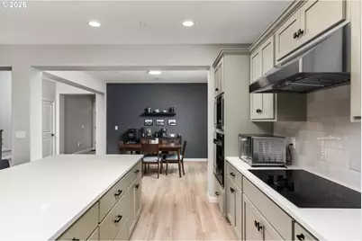 124 W 20th Way, La Center, WA 98629 - Photo 15