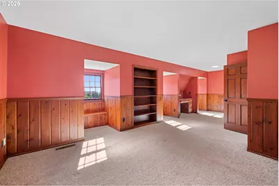 17753 Powers Creek Loop Rd, Silverton, OR 97381 - Photo 15