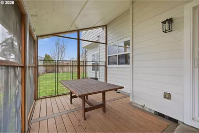 520 Ethan Ct, Springfield, OR 97477 - Photo 35