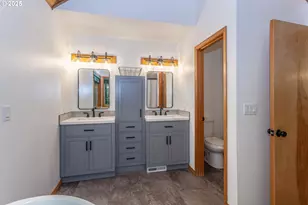 29409 E Edgewater Dr, Mount Hood Village, OR 97067 - Photo 15