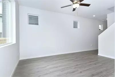 1328 NE Clark Ave, Battle Ground, WA 98604 - Photo 9