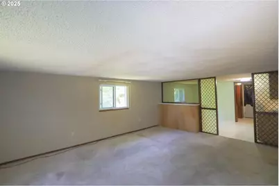 2932 Ash St, North Bend, OR 97459 - Photo 5