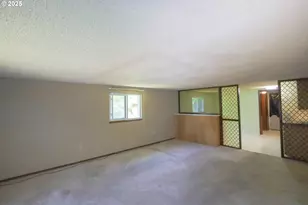 2932 Ash St, North Bend, OR 97459 - Photo 5