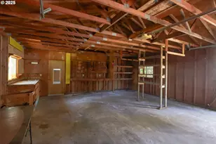 2932 Ash St, North Bend, OR 97459 - Photo 27