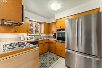 3431 NE 132nd Ave, Portland, OR 97230 - Photo 11