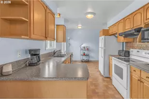 1104 Stanfield Rd, Woodburn, OR 97071 - Photo 7