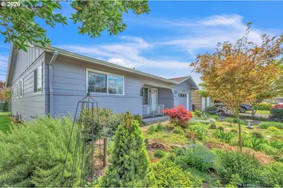 1104 Stanfield Rd, Woodburn, OR 97071 - Photo 3