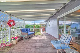 1104 Stanfield Rd, Woodburn, OR 97071 - Photo 15