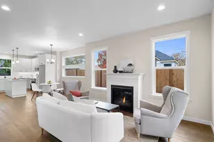 2511 N Winchell St, Portland, OR 97217 - Photo 7