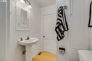 6351 NE 34th Ave, Portland, OR 97211 - Photo 23