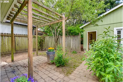 6351 NE 34th Ave, Portland, OR 97211 - Photo 37