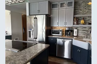 1000 SE Bay Blvd #239, Newport, OR 97365 - Photo 7