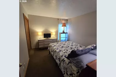 1000 SE Bay Blvd #239, Newport, OR 97365 - Photo 13