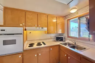 1662 Umpqua Rd, Woodburn, OR 97071 - Photo 5